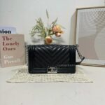Chanel Boy 25cm