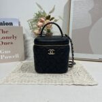 Vanity box top handle